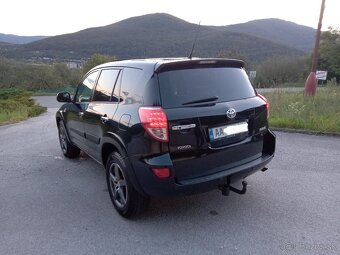 Toyota Rav4 2.2d D-CAT 4x4 - 3