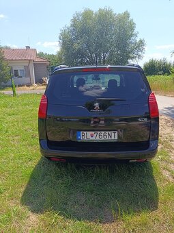 Predám 7 miestne auto PEUGEOT 5008 110kW, 2.0 hdi - 3