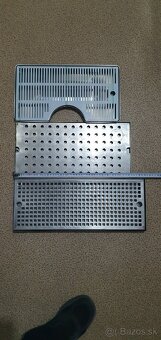 Odkvapkávacie tácky - 3