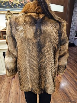 Hrdzavá líška kožuch aj čiapka - 3