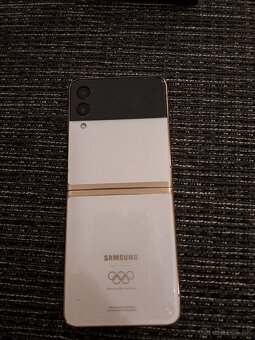 Samsung Z Flip 3 Olympic - 3