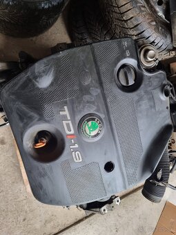 škoda octavia 1,9TDI 81 KW kod motora AHF - 3