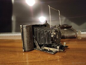 Starý fotoaparát Jcarette - 3