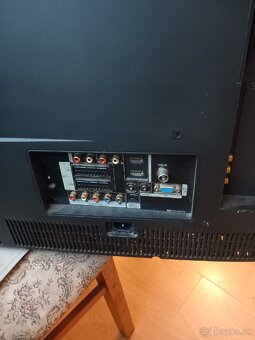 Samsung LCD TV - 3