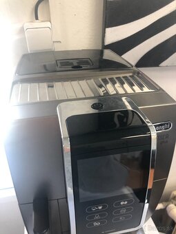 DELONGHI DINAMICA PLUS 370 95 T s nádobou na mlieko - 3