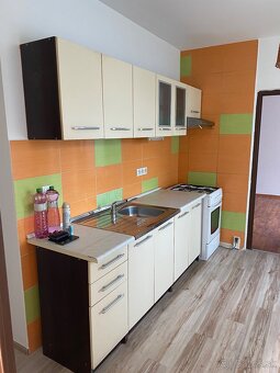 Maľovanie bytov, domov a kancelárií – kvalitne a spoľahlivo - 3