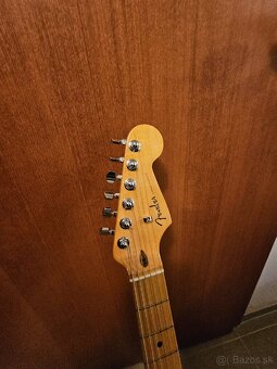 Fender Stratocaster American Profesional - 3