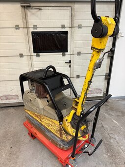 Reverzná vibračná doska Wacker Neuson DPU 4045H 390kg - 3