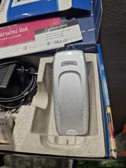 Mobilní telefon Nokia 3410 Silver nepoužitý s krabičkou - 3