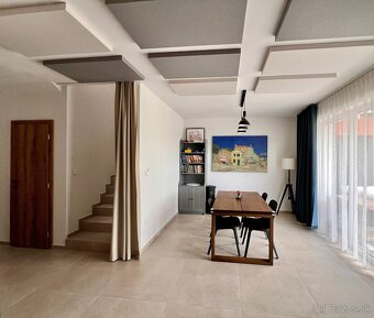 ZNÍŽENÁ CENA Predaj 4 izbový rodinný dom nedaleko Piešťan - 3