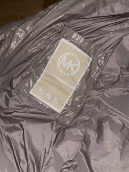 Predám luxusnu damsku zimnu bundu Michael Kors - 3