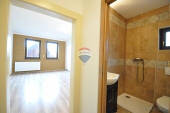 PREDAJ, Rodinný dom, Štrba, pozemok 184 m2 + spoločný dvor p - 3