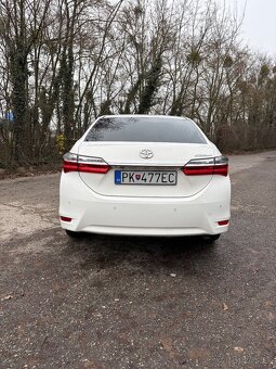 Toyota Corolla 1.6 - 3