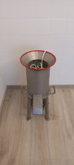 Predám drvič ovocia. - 3