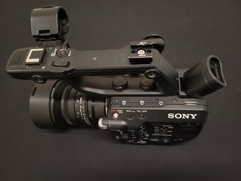 Sony FS5 + Rokinon 14mm t3.1 + monitor - 3