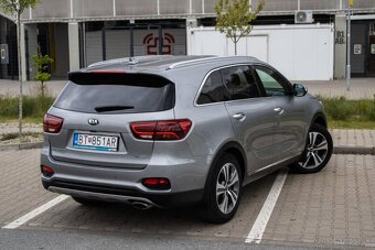 Kia Sorento 2.2 CRDi Platinum A/T - 3
