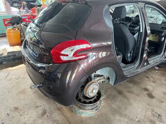Kapota zadný Naraznik kufor Peugeot 208 2013 - 3