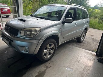 Toyota rav4 2.0d 85kw - 3