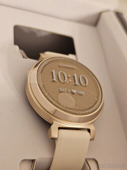 Garmin Lily 2 Cream Gold s remienkom Coconut - 3