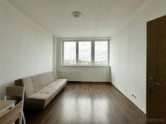 Na predaj 2-izb. byt Továrenská, Senica - 3