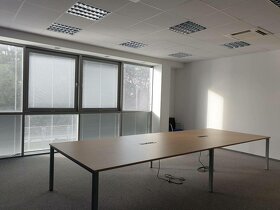 Moderné kancelárie, open space, spolu 445m2. Ivanka pri Duna - 3