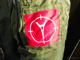 predám zánovnú bomberu - 3