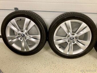 Letná sada org ŠKODA KAROQ 5x112 7J ET45 215/50 R18 - 3