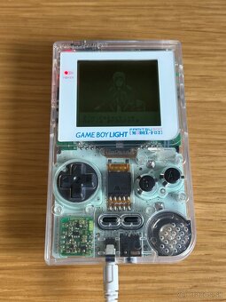 Game Boy Light - 3