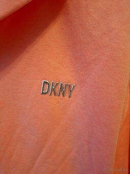 Predam damsku znackovu MIKINU DKNY - 3
