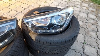Predne svetla na HYUNDAI IX35. - 3