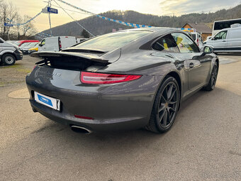 Porsche 911 Carrera - 3