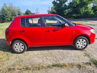 Škoda Fabia 2009 1,2 HTP 1. majiteľ SR 131.240km - 3