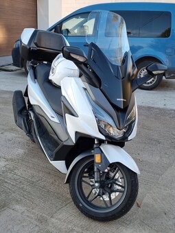 Honda Forza 125 Smart Top Box, biela farba - 3