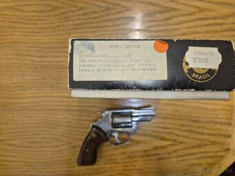 Taurus 85 - 3