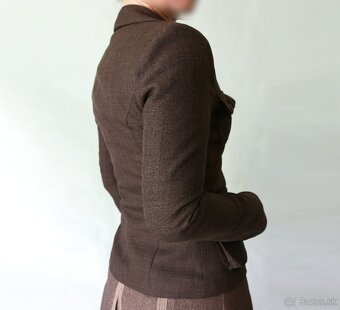 Hnedé sako s nakladanými vreckami Orsay veľ.32 - 3