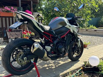 Kawasaki Z900 - 3