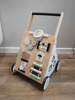 Predám drevené choditko - 3