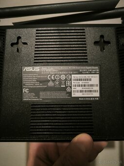 Asus RT-AC1200G+ - 3