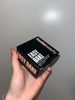Huda Beauty Easy Bake púder Pound Cake - 3