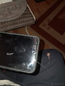 Huawei Psmart 2019 prasknuty display - 3