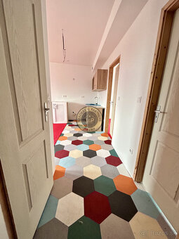 PREDAJ 2izbový byt Bezenye - 3