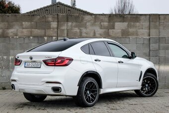 BMW X6 xDrive 30d M-Packet AT8 190kW - 3