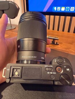 Sony ZV-E10 + SIGMA 16mm f/1.4 DC DN Contemporary - 3