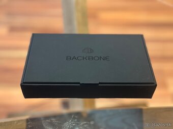 iPhone Backbone - 3