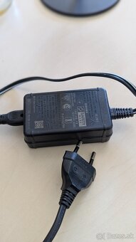Sony FDR-AX33 Handycam 4K videokamera - skvelý stav - 3