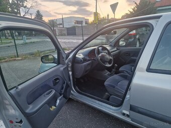 Renault Clio - 3