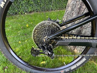 FOCUS - JAM 8.8 29" Carbon Raw 45 L 2022 - 3
