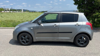 Suzuki Swift 1.3 GS ABS, A/C - 3