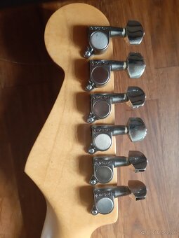 predám Fender stratocaster Japan 1986 - 3