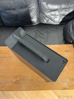 predam PC Lenovo Legion T530-28ICB + monitor 24" Philips 24 - 3